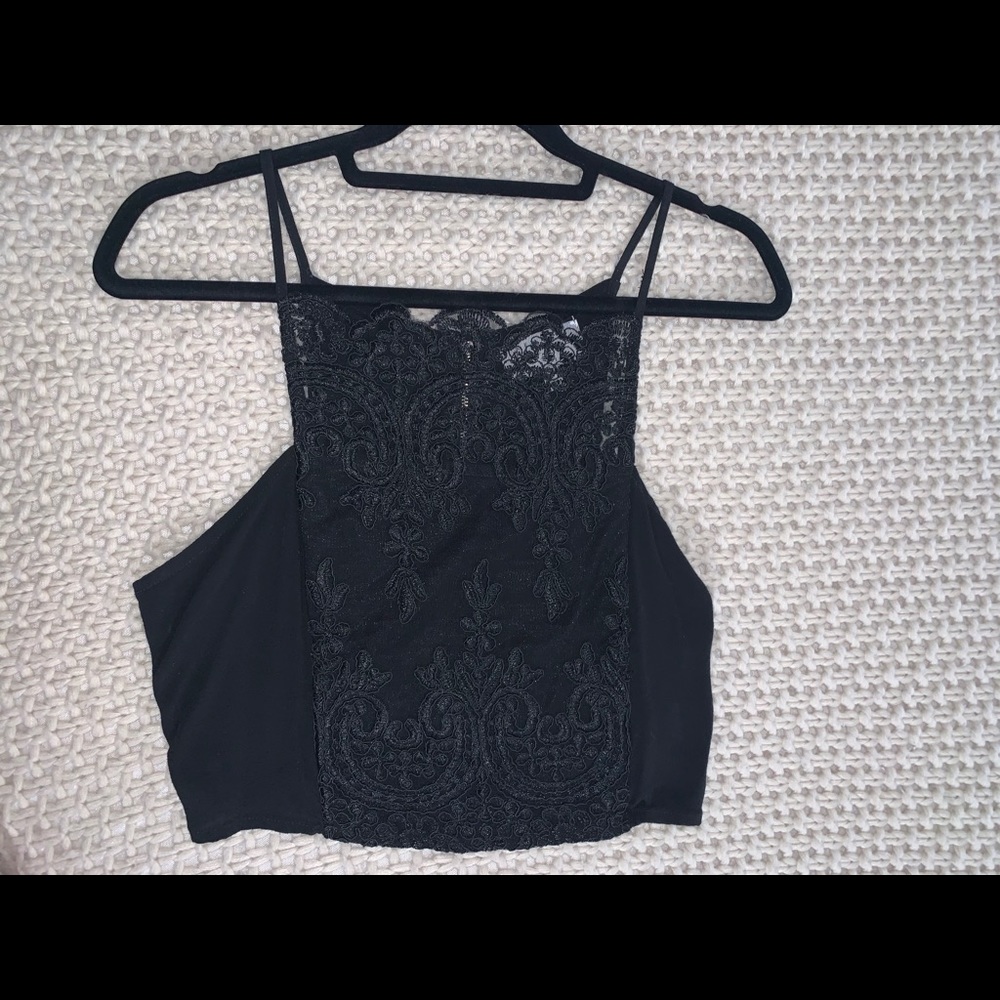 black crop top
